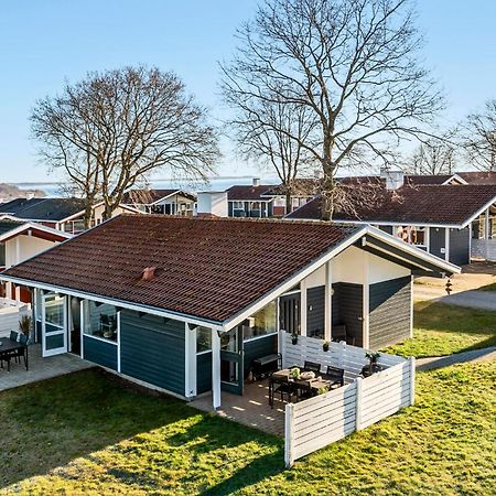 Gorgeous Home In Aabenraa With Wifi Exteriör bild