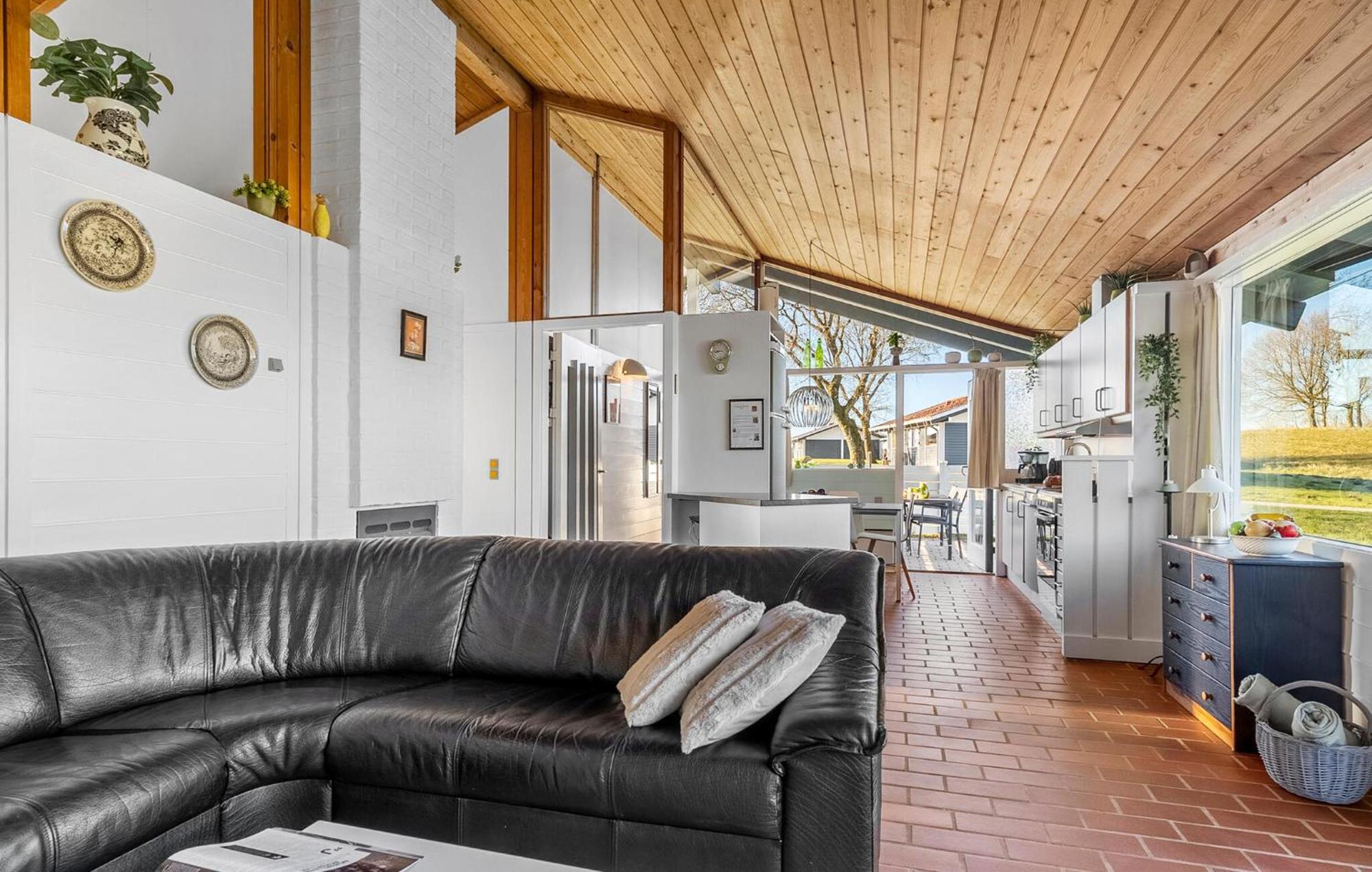 Gorgeous Home In Aabenraa With Wifi Exteriör bild