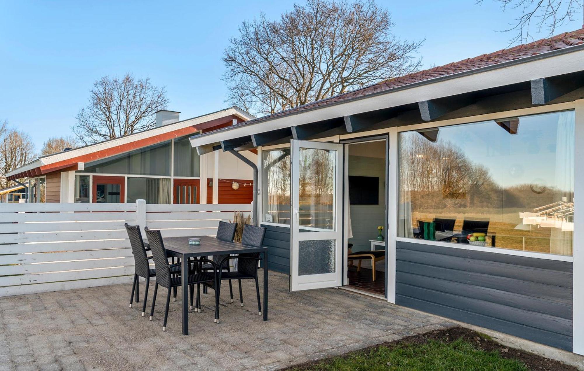 Gorgeous Home In Aabenraa With Wifi Exteriör bild