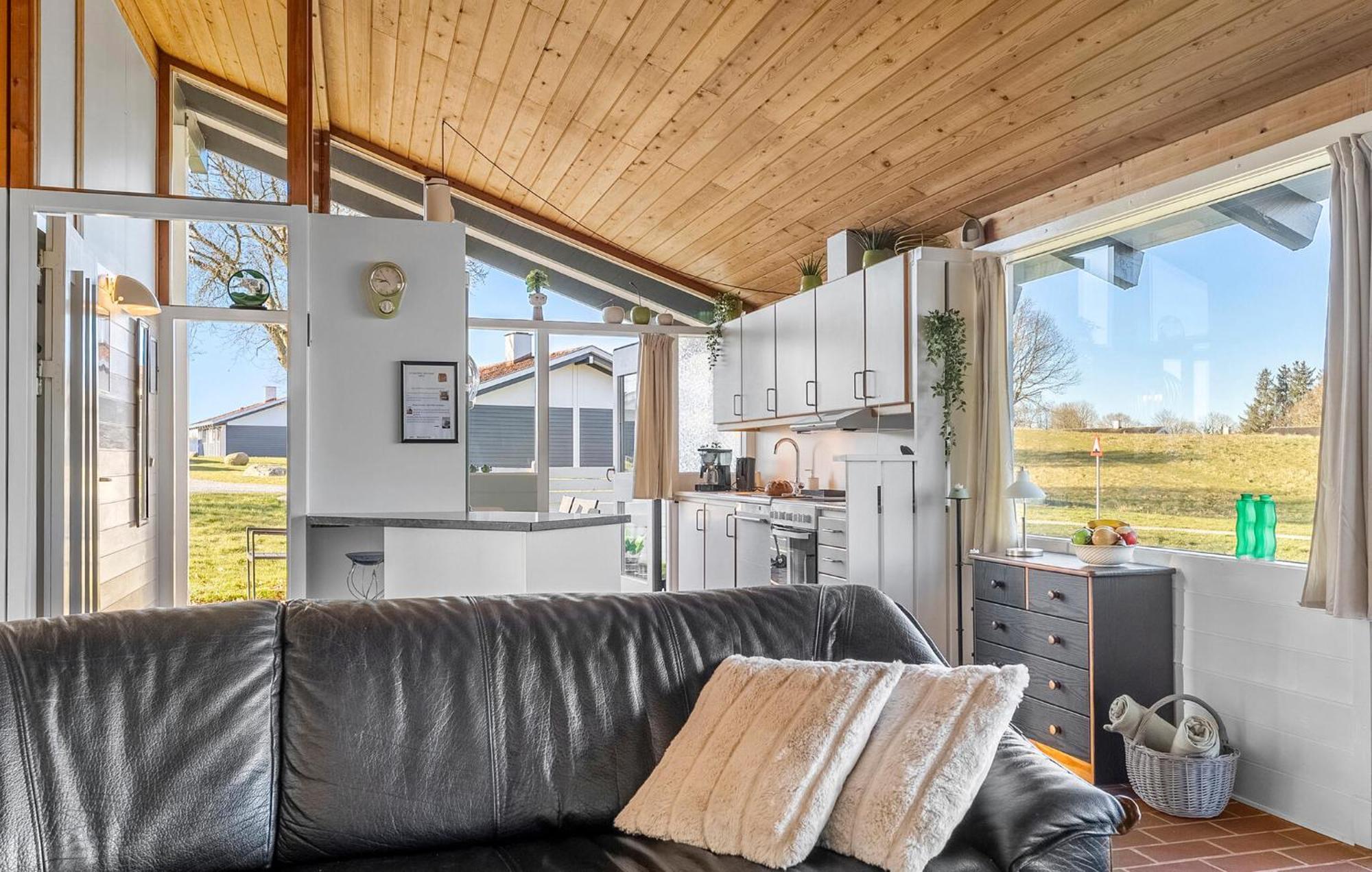 Gorgeous Home In Aabenraa With Wifi Exteriör bild